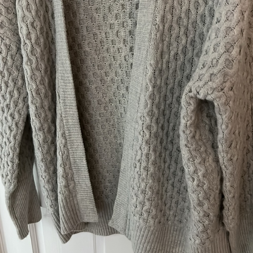 Universal Thread oversized cardigan - Picture 3 of 6